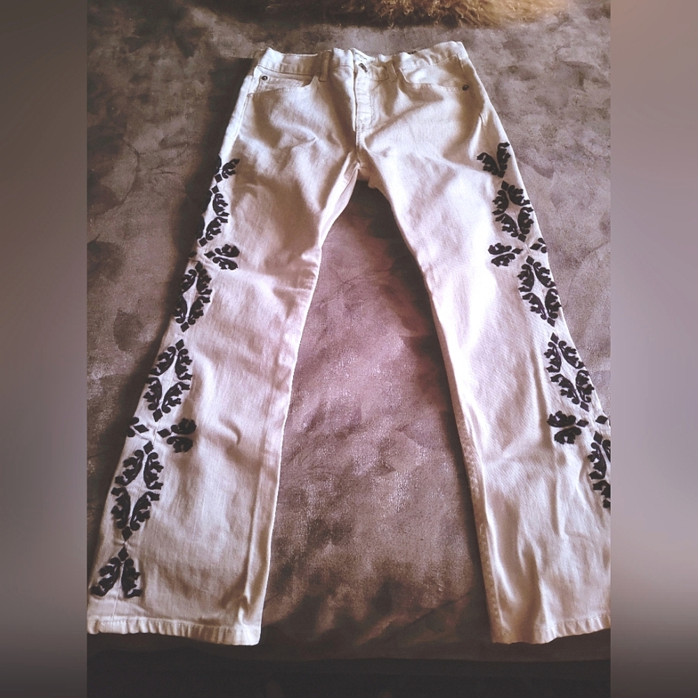 Mango Iconic Embroidered Trumpet Jeans